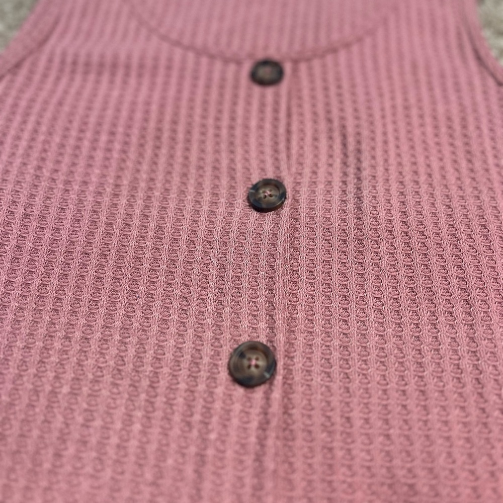 🌻Pink Tank Button-Up Top🌻 - Picture 2 of 3